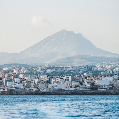 Set sail on a boat trip and explore Heraklion – just fifteen minutes away