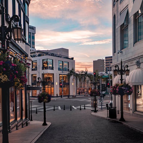 Make the most of your enviable location in Beverly Hills