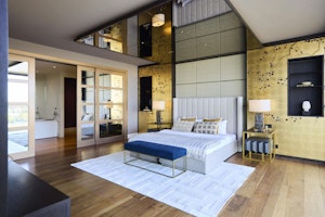 A Riverside Abode image 11