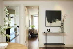 A Riverside Abode image 9