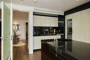 A Riverside Abode image 7