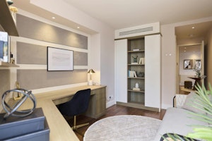 A Riverside Abode image 5