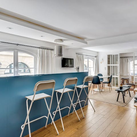 Perch by the breakfast bar as you tap away on your laptop