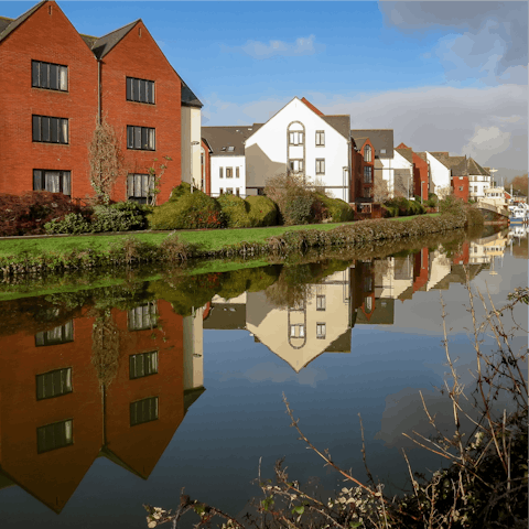 Wander down to Exeter Canal in just ten minutes