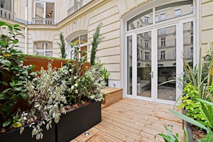 Parisian Terrace image 5