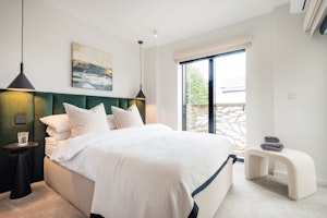 Brondesbury Belle image 14