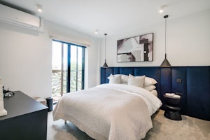 Brondesbury Belle image 13