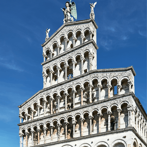 Stroll towards the iconic Piazza San Michele