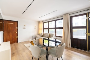 A Parisian Hideout image 7