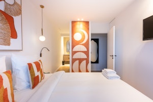 A Parisian Hideout image 2