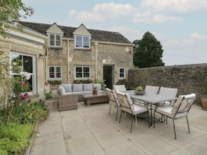 The Green Vale image 1