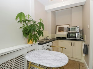 The Green Vale image 11