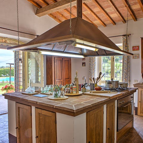 Enjoy cooking together around the large kitchen island