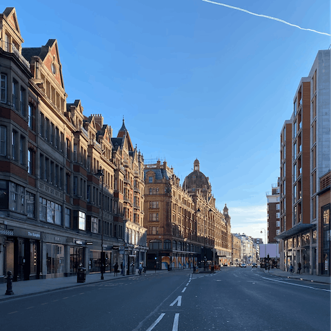 Stay an eight-minute walk from the Harrods and the luxury shopping strip of Knightsbridge