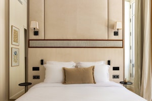 Parisian Ivory image 9