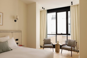 Parisian Ivory image 3