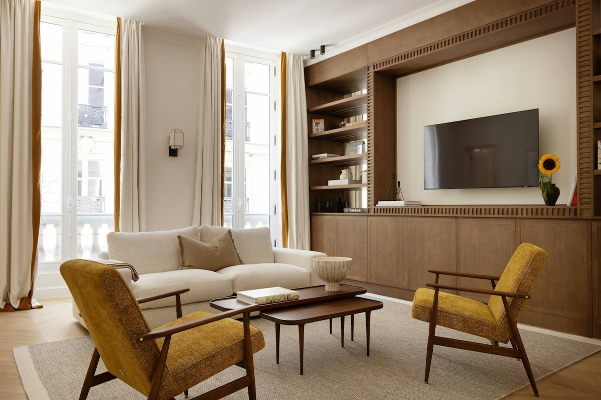 Parisian Ivory, Ile-de-France