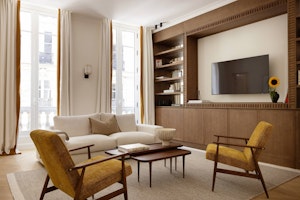 Parisian Ivory image 1