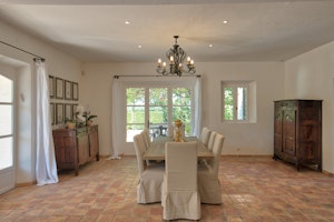 Gordes Retreat image 12