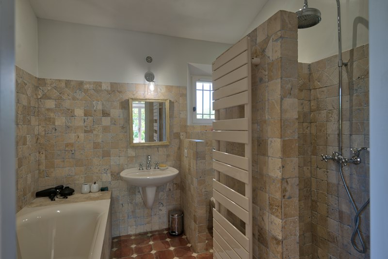 Gordes Retreat additional image