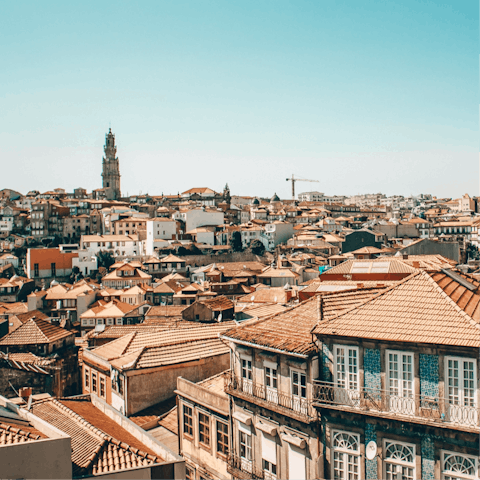 Explore the historic centre of Porto on foot – you’re nearby the Bolhao Market
