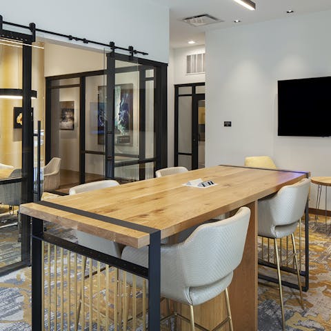 Hold your meetings in the business centre