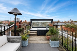 King's Road Rooftops image 13