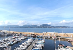 The Riviera Breeze image 2