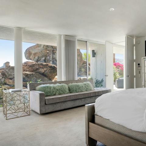 Wake up to views of the pool's hanging rocks in the glitzy bedrooms