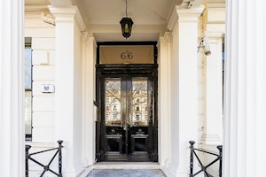 A Quiet Residence image 11