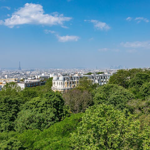 Stroll to Buttes Chaumont Park for a picnic 