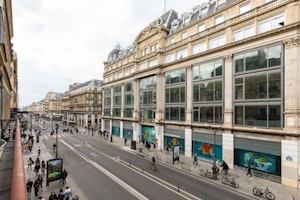 Pretty Parisienne image 7