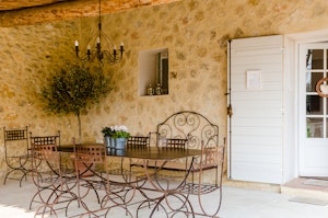 Olive Oil & Luberon Light image 12