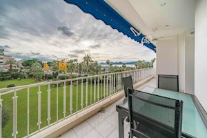 Coastal Riviera image 13