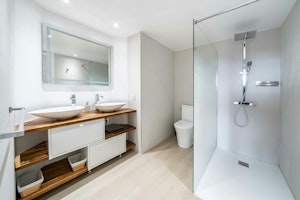 Coastal Riviera image 12