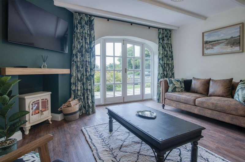 Whispering Oaks additional image