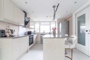 The Artistic Residence image 10