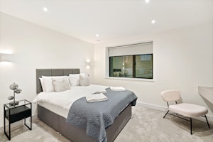 Knightsbridge Jive image 7