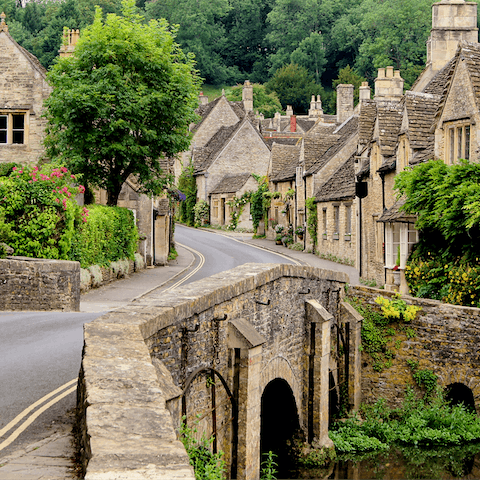 Explore the scenic Cotswolds villages – Burton-on-the-Water is a thirty-five-minute drive away