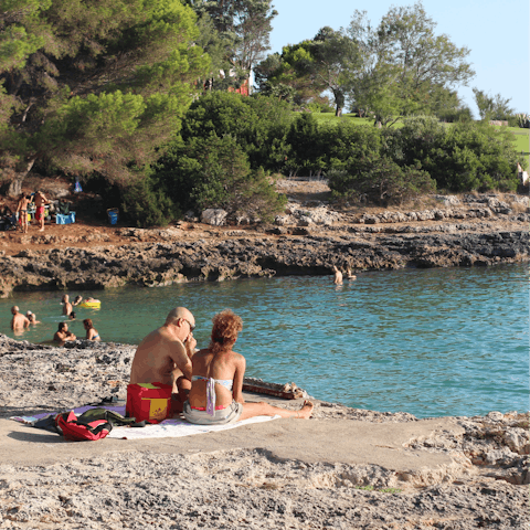 Drive to Portocolom's picturesque beachfront in just ten minutes