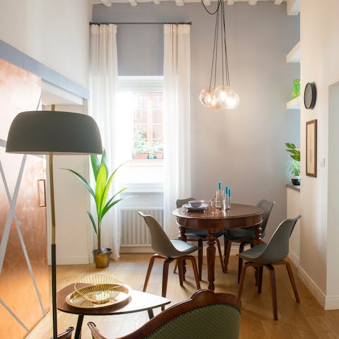 Bring in the light for leisurely breakfasts here