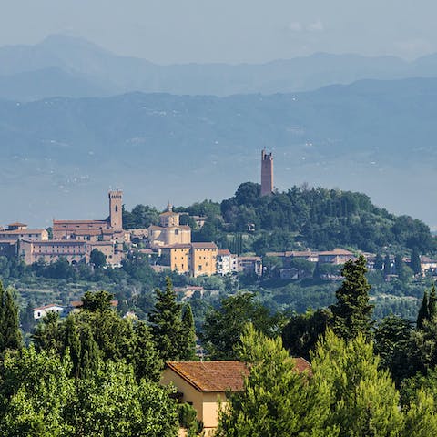 Stay in the heart of beautiful Tuscany