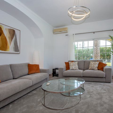 Pour yourself a glass of wine and kick back in the unfussy living space