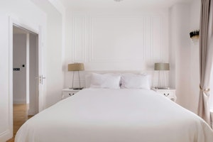 Elegant Mayfair image 11