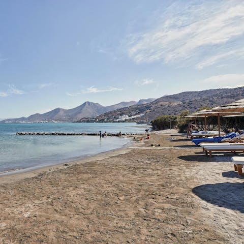 Enjoy access to the complex's private beach club, with transfers there and back included