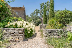 The Prosecco Garden image 12