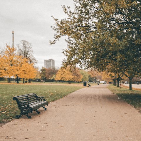 Start your day with a run around Hyde Park, just steps away