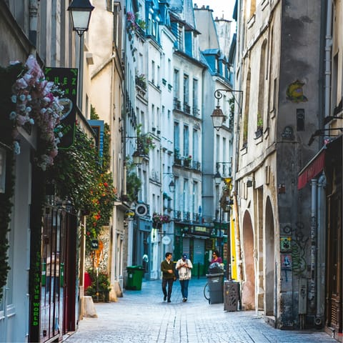 Step outside and wind your way through the pretty streets of the Marais
