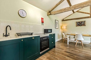 Thames & Timber image 9
