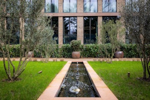 An Urban Retreat image 1